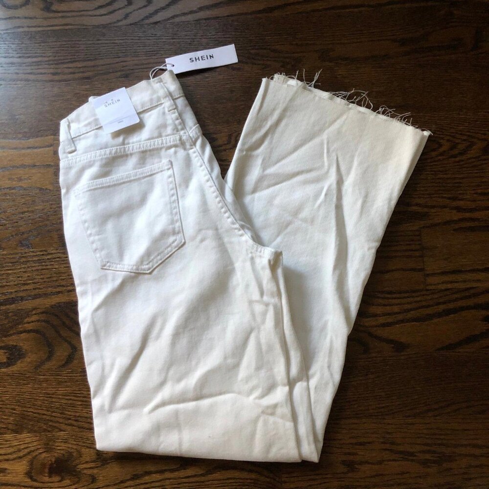 NEW SHEIN Off White High Waisted Wide Leg Jeans - Size 25